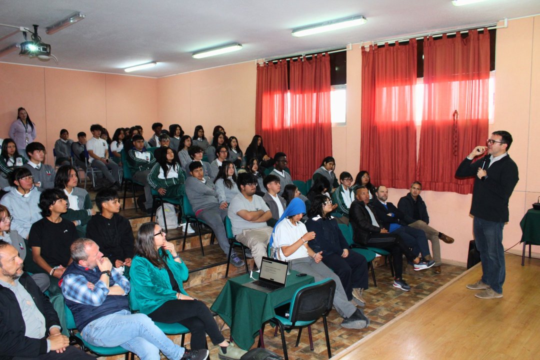 /dialogos-copiapo-abre-espacio-de-reflexion-para-estudiantes-sobre