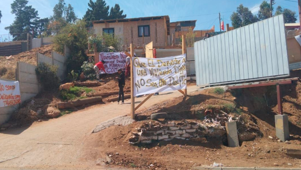 /regionales/region-de-valparaiso/vina-del-mar-acusan-que-propietario-de-terrenos-de-toma-el-eden-estafo-a