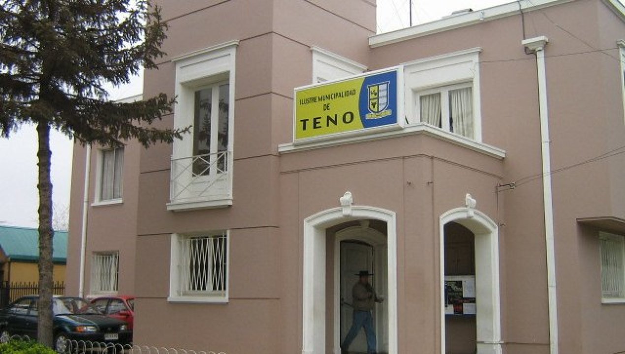 /regionales/region-del-maule/exadministradora-municipal-de-teno-acusa-presiones-para-otorgar-sueldos