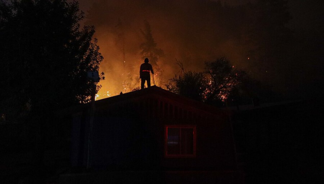 /actualidad/desastres-naturales/incendios-forestales/9500-hectareas-estas-son-las-comunas-afectadas-por-incendios-forestales-en