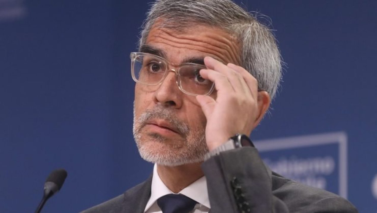 /actualidad/luis-cordero-entrega-nuevo-balance-por-incendios-en-biobio-y-nuble-19