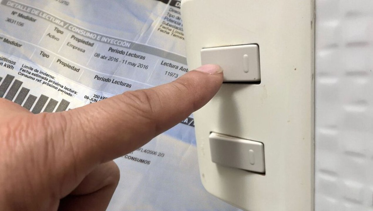 /regionales/tarifas-electricas-valdivia-y-puerto-montt-lideraran-las-alzas-de-la-luz