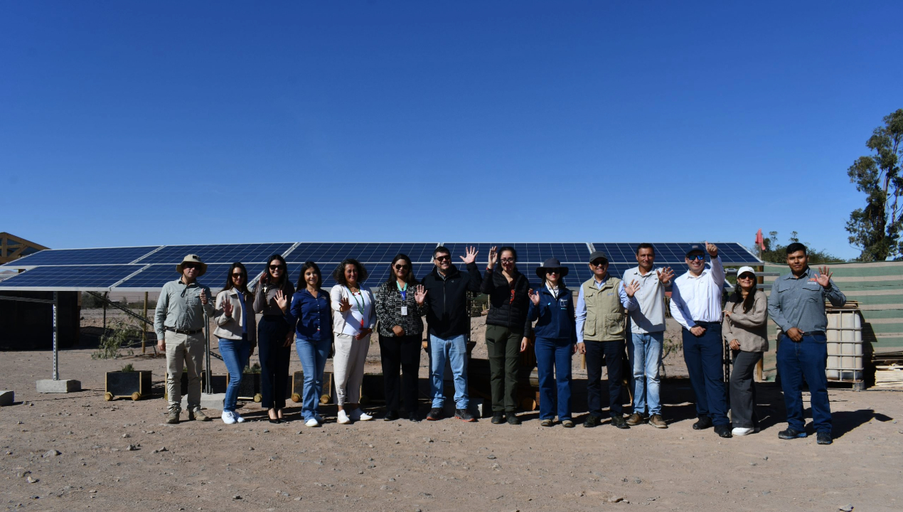 /autoridades-regionales-visitan-pilotos-del-proyecto-solar-circular-y